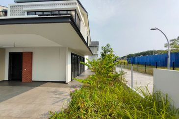 Elmina Green One @ City of Elmina