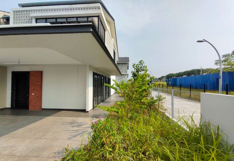 Elmina Green One @ City of Elmina