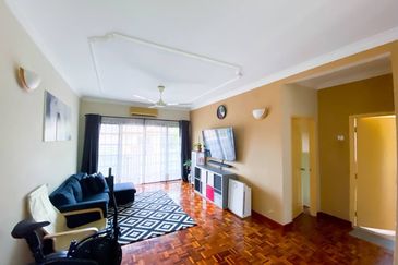 Bandar Tun Hussein Onn