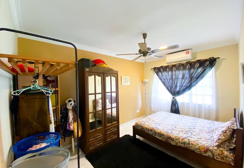 Bandar Tun Hussein Onn