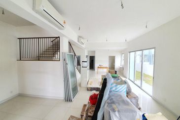 Parkfield Residences, Tropicana Heights