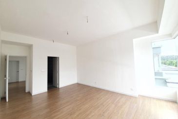 Parkfield Residences, Tropicana Heights