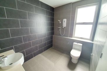 Parkfield Residences, Tropicana Heights