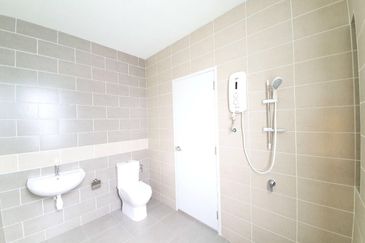 Parkfield Residences, Tropicana Heights