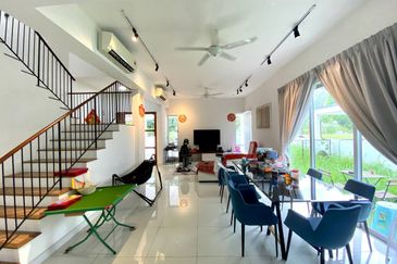 Parkfield Residences, Tropicana Heights