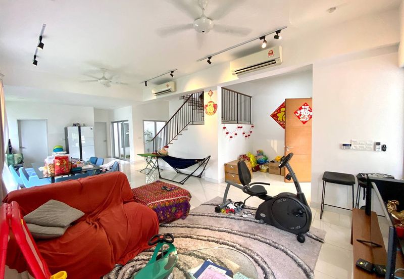 Parkfield Residences, Tropicana Heights