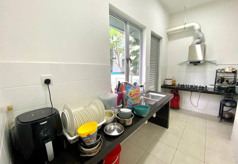 Parkfield Residences, Tropicana Heights