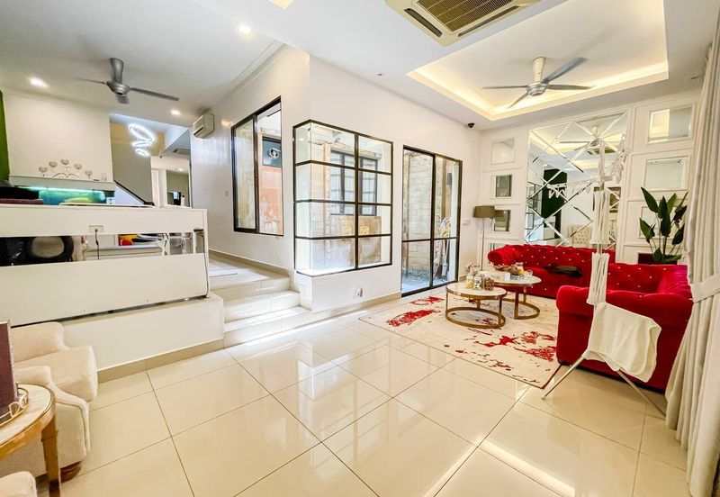 [24x90] Double Storey Superlink Jalan Tiang Seri Tropika 2 Bukit Jelutong Shah Alam FOR SALE Freehold 