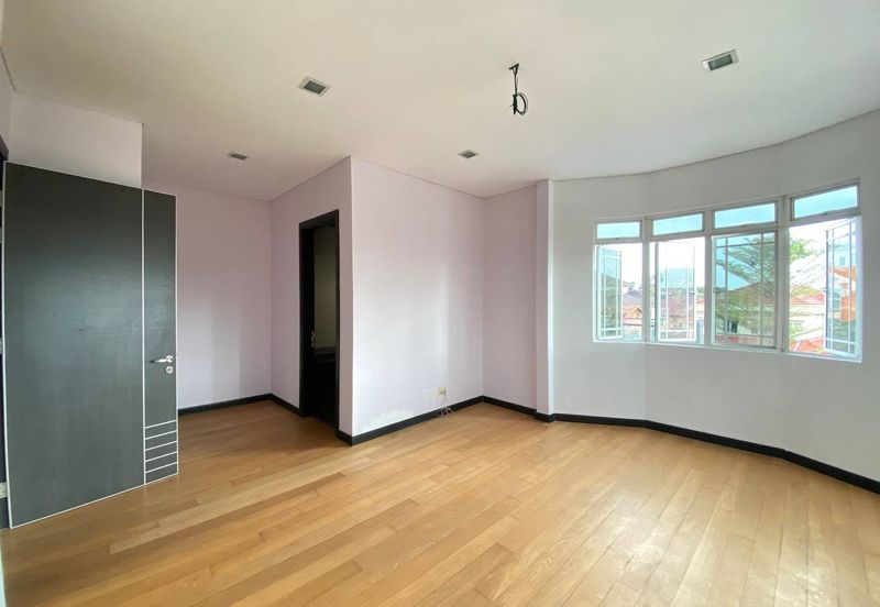 Impian Golf & Country Club