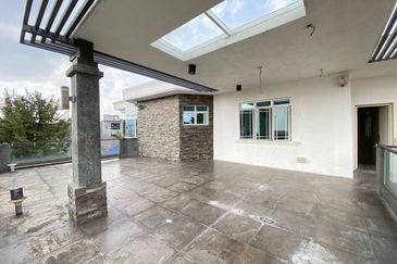 Impian Golf & Country Club