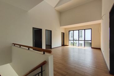 Saffron Hills @ Denai Alam