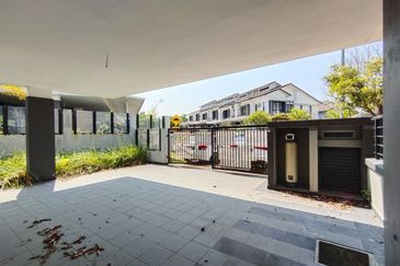 Saffron Hills @ Denai Alam