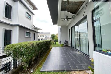 Impian Golf & Country Club