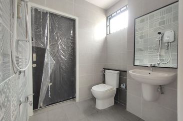 Elmina Green Three @ City of Elmina