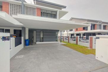 Elmina Green Three @ City of Elmina