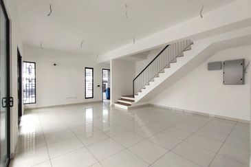 Elmina Green Three @ City of Elmina