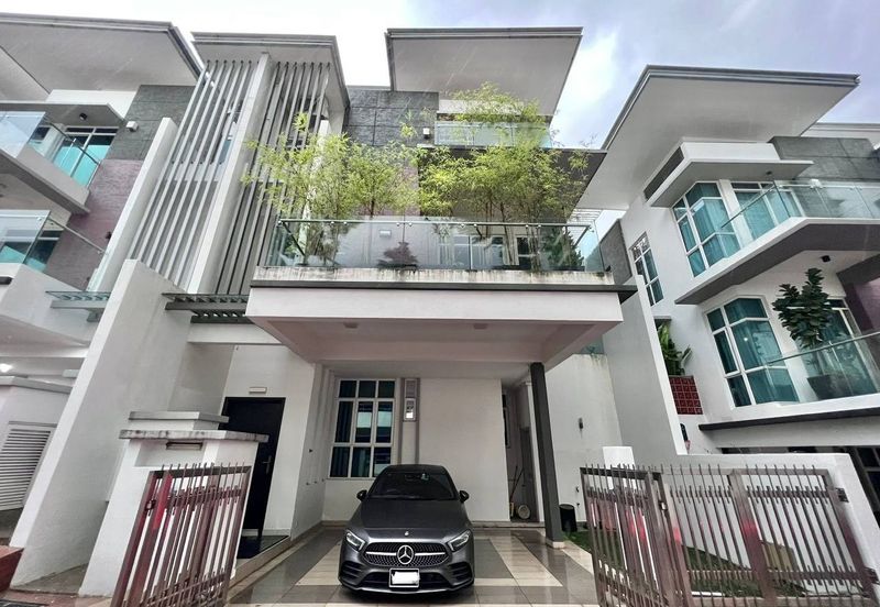 Saville @ The Park - Twin Villa