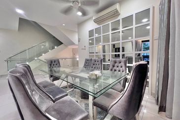 Saville @ The Park - Twin Villa