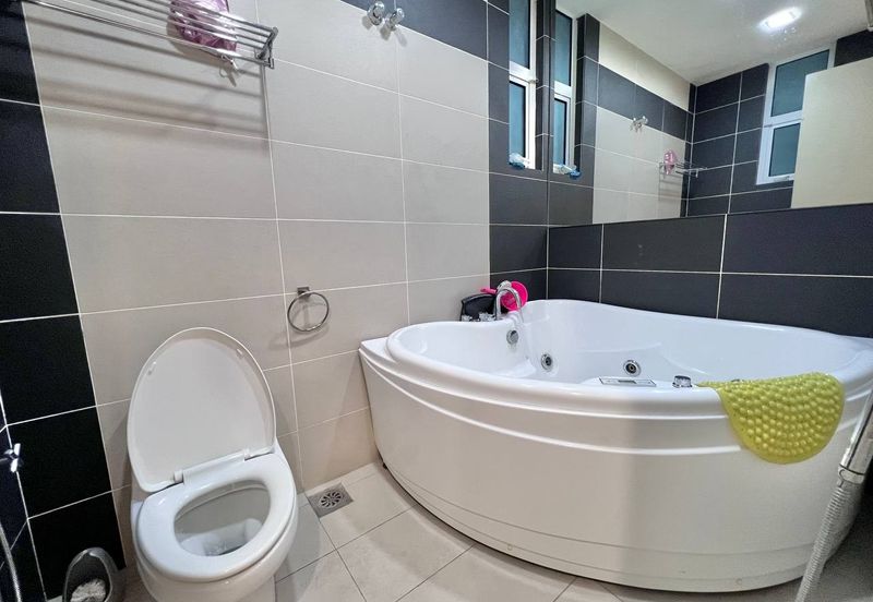 Saville @ The Park - Twin Villa