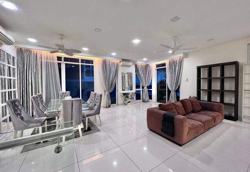 Saville @ The Park - Twin Villa