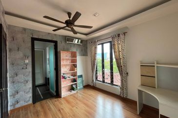 Impian Golf & Country Club