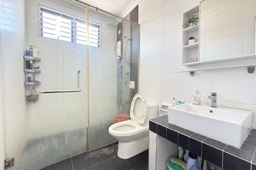 Saffron Hills @ Denai Alam