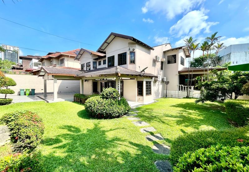 Double Storey BUNGALOW Lorong Kemaris Bangsar KL For Sale Freehold Near Jalan Maarof Lucky Garden Bangsar Bukit Bandaraya Medan Damansara