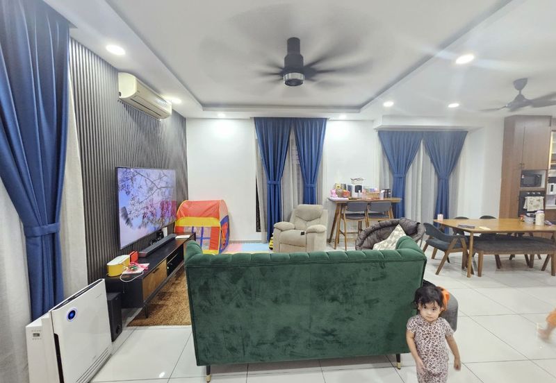 Avis 2 @ Setia Alam Sari