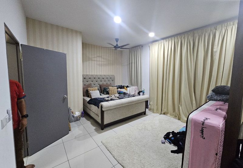 Avis 2 @ Setia Alam Sari