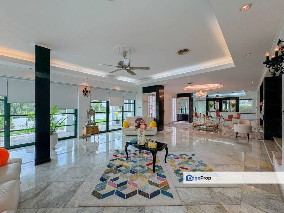 Bungalow KGSAAS Seksyen 13 Shah Alam Double Storey For Sale Jalan Kelab Golf Seksyen 13 Shah Alam, Selangor, Shah Alam