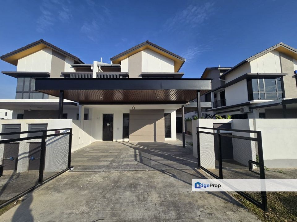 [DAH EXTEND] Double Storey Semi D Cluster Verna Serene Heights, Bangi For Sale Freehold, Selangor, Semenyih