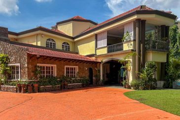 KGSAAS Golf Club, Seksyen 13