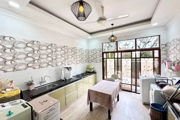 Desa Pinggiran Putra