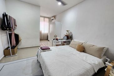 Desa Pinggiran Putra