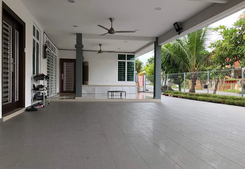 Desa Pinggiran Putra