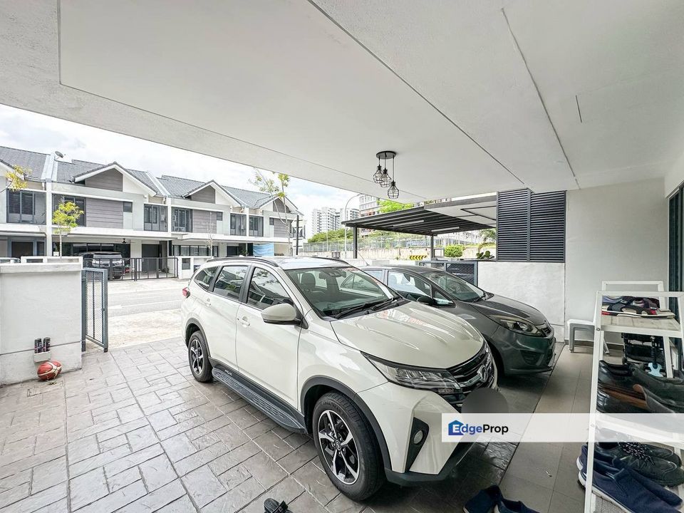 Double Storey Superlink Lagenda Gardens Bukit Jelutong Shah Alam Freehold For Sale, Selangor, Shah Alam