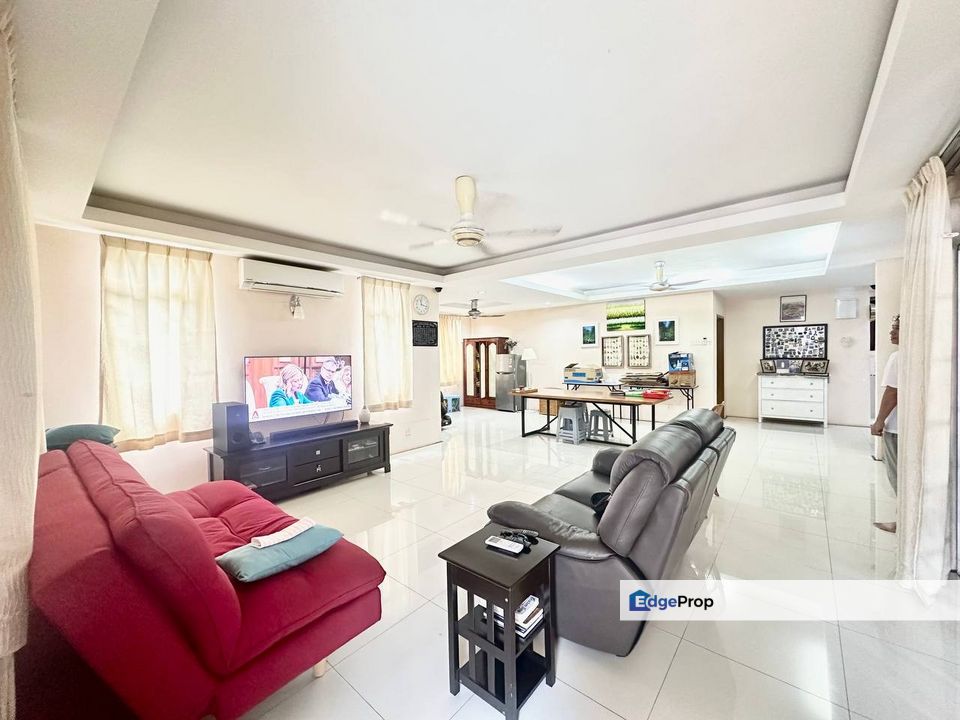 RENOVATED Double Storey Semi D Laman 2 Bandar Seri Putra Bangi FOR SALE Near Bandar Bukit Mahkota Freehold, Selangor, Bangi