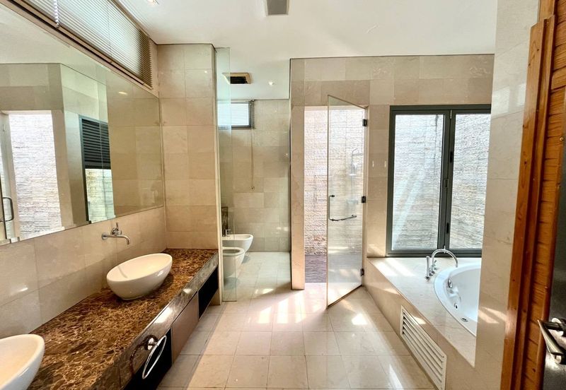 The Residence, Mont Kiara