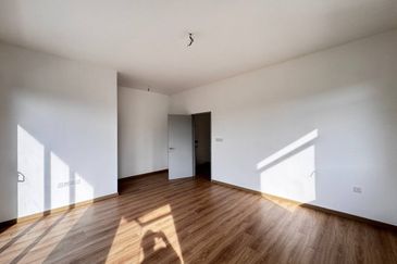 Bandar Tun Hussein Onn