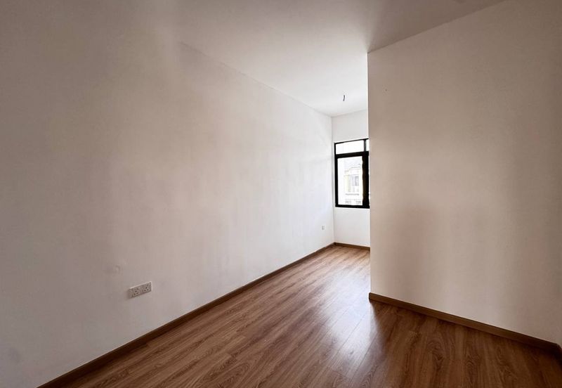 Bandar Tun Hussein Onn