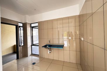 Bandar Tun Hussein Onn