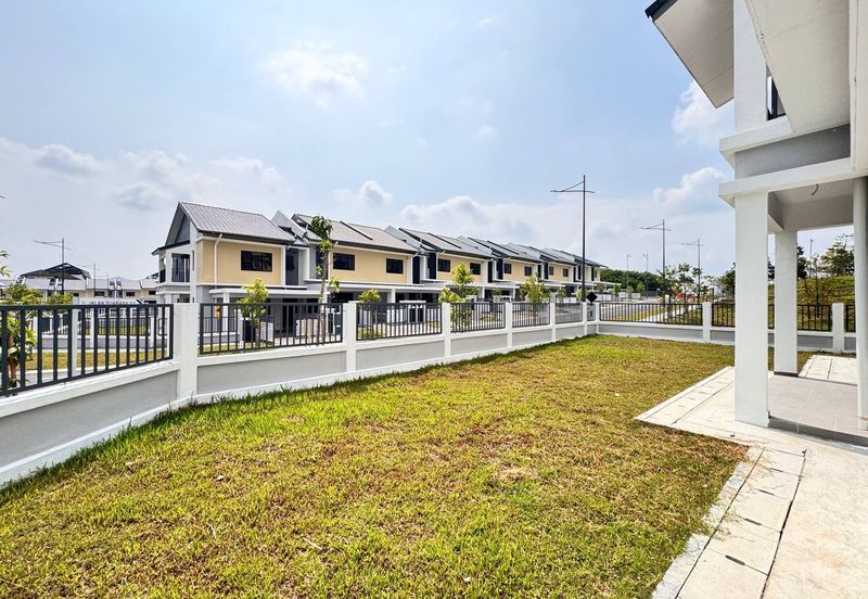 Bandar Tun Hussein Onn