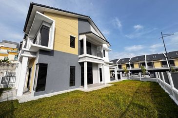 Bandar Tun Hussein Onn