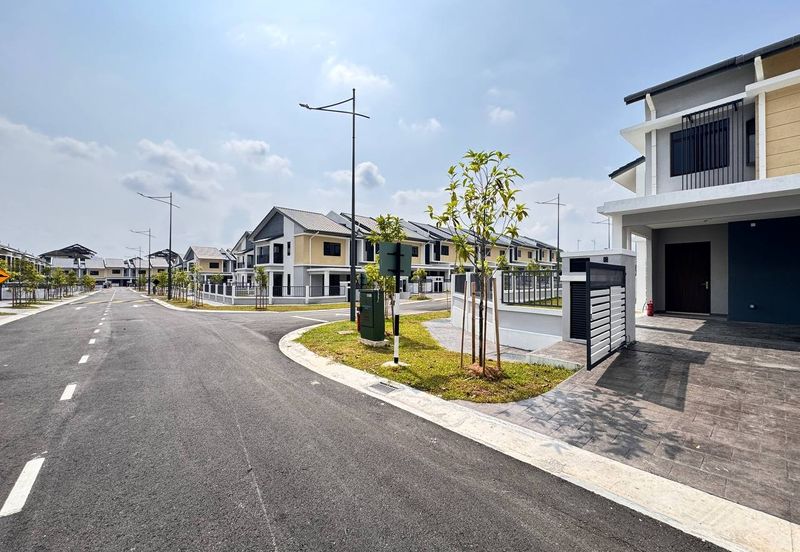 Bandar Tun Hussein Onn