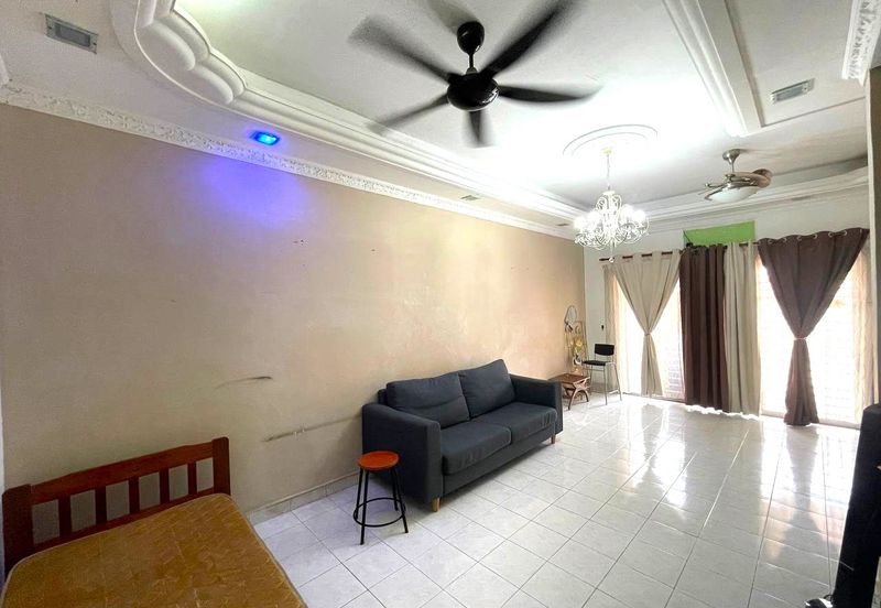 Jalan Spektrum U16 @ Taman Bukit Subang