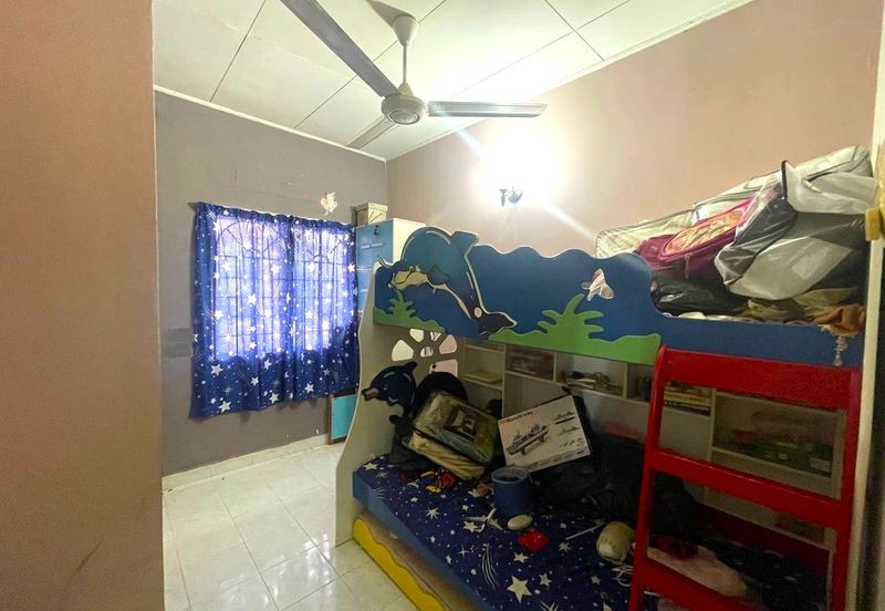 Jalan Spektrum U16 @ Taman Bukit Subang