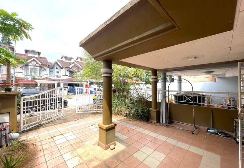 Jalan Spektrum U16 @ Taman Bukit Subang