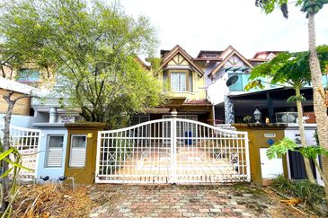 Jalan Spektrum U16 @ Taman Bukit Subang