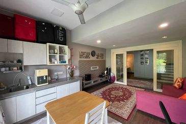 Bangi Lakehill Villas