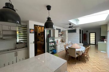 Bangi Lakehill Villas